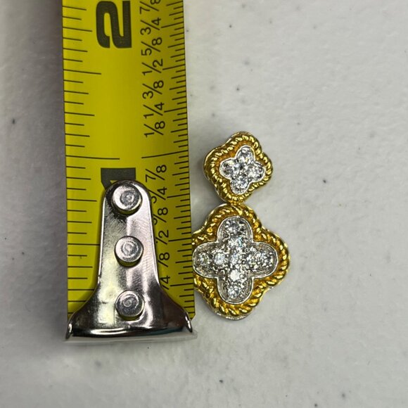 Gold Tone Clover Pendant Adorned With Clear Crystals Jewelry For Women - Picture 5 of 10